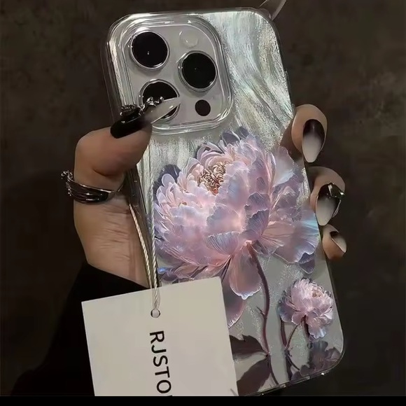 Floral Pattern Phone Case and 3 screen protector for iPhone 17 pro - Picture 3 of 6